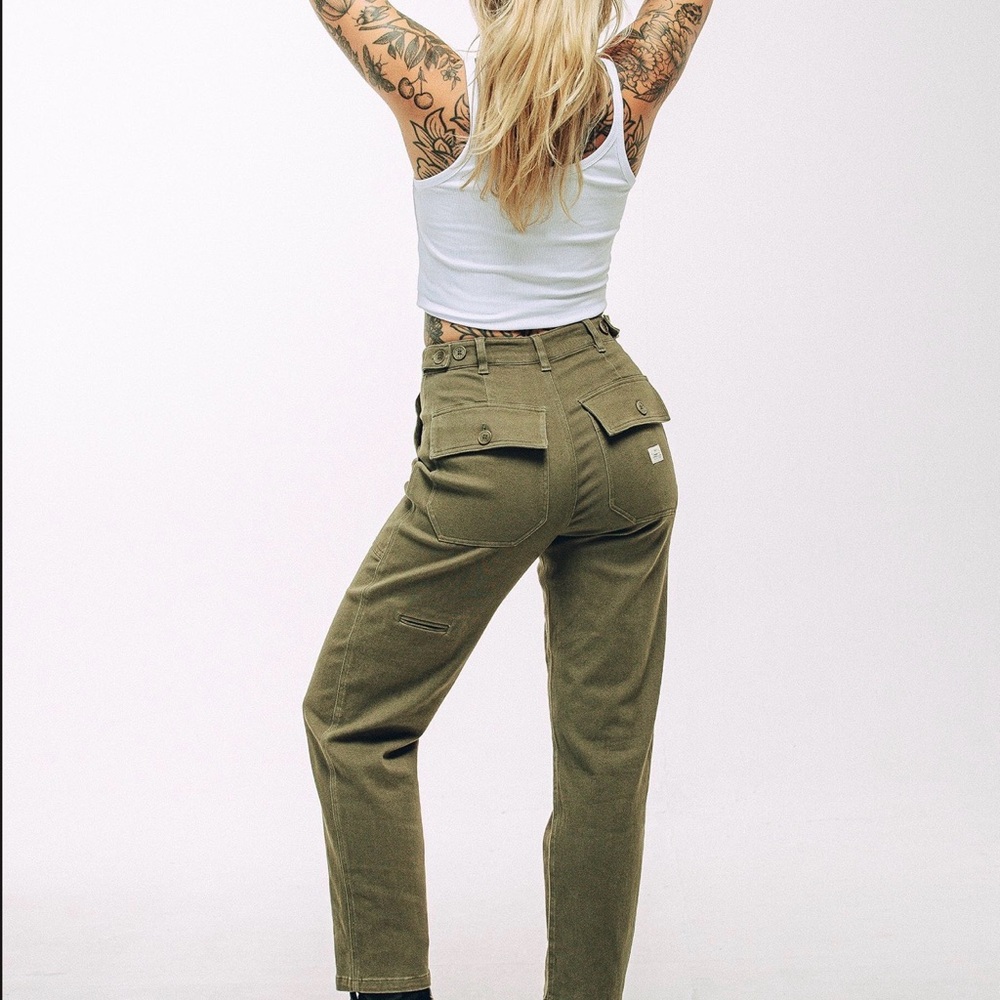 P&Co Olive Women's Cropped Pants